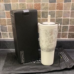 Brumate Enchanted Rose Resa 35oz